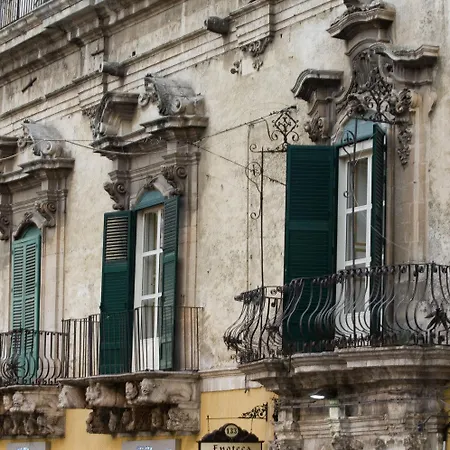 Grana Barocco Art Hotel 4*