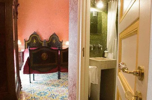 Hotel Grana Barocco Art 4*