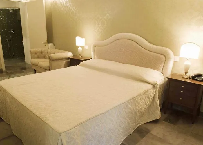 Hotel Grana Barocco Art